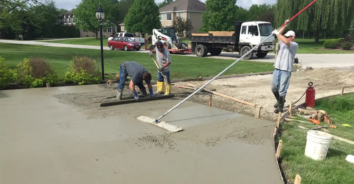 Concrete professional using Breezeworks